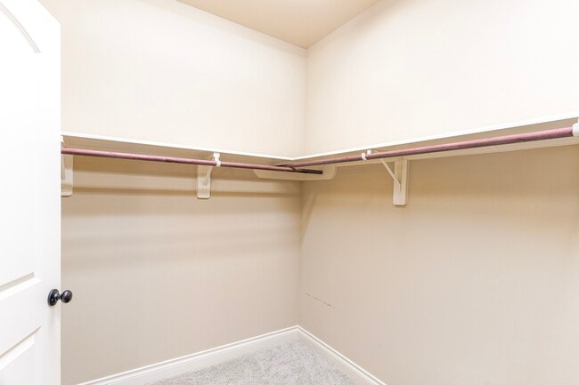 Building Photo - 28707 Hemlock Red Ct