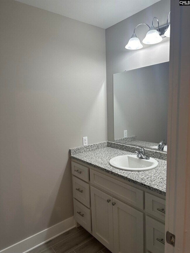 Building Photo - 2209 Harper St