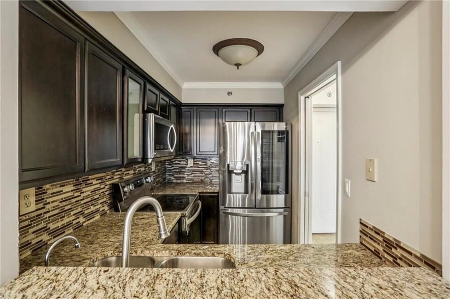 Building Photo - 2870 Pharr Ct S Northwest