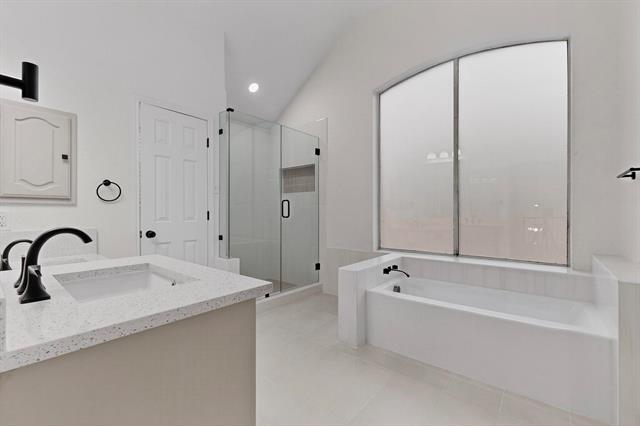 Building Photo - 3026 Silver Springs Ln