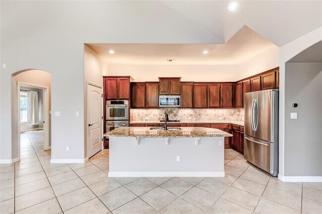 Building Photo - 19421 Brent Knoll Dr