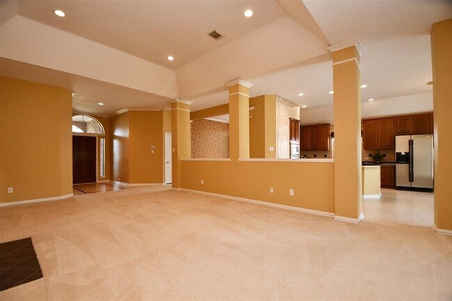 Building Photo - 3111 Zelko Dr