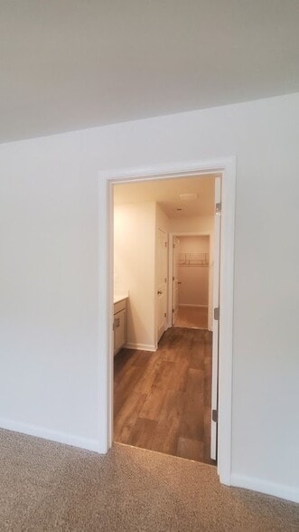 Building Photo - 4692 Mt Hope Dr