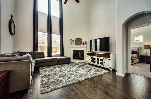 Building Photo - 1621 Frankford Dr