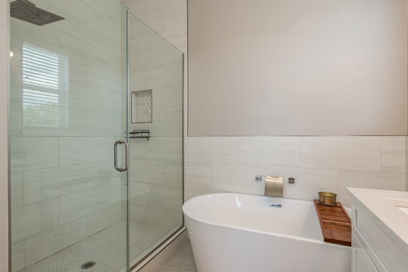 Building Photo - 3702 W Roland St