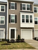 Building Photo - 424 Willowshire Ct