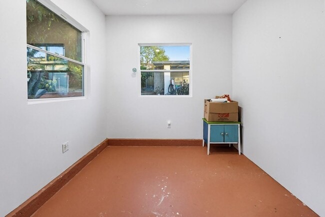 Building Photo - 3 Bedroom Home with Ocean Views in Point Loma