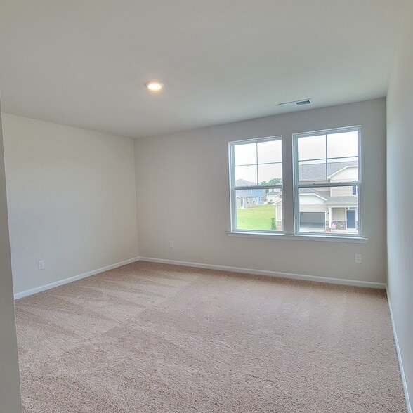 Building Photo - 5037 Markfield Ln