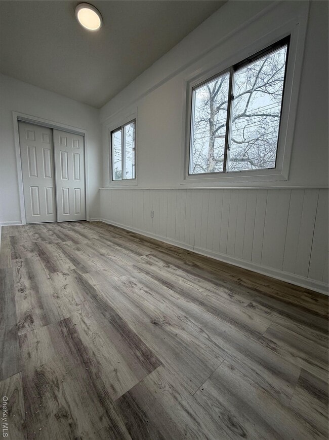 Building Photo - 122-15 11th Ave