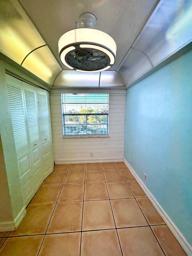 Building Photo - 7608 NW 18th St