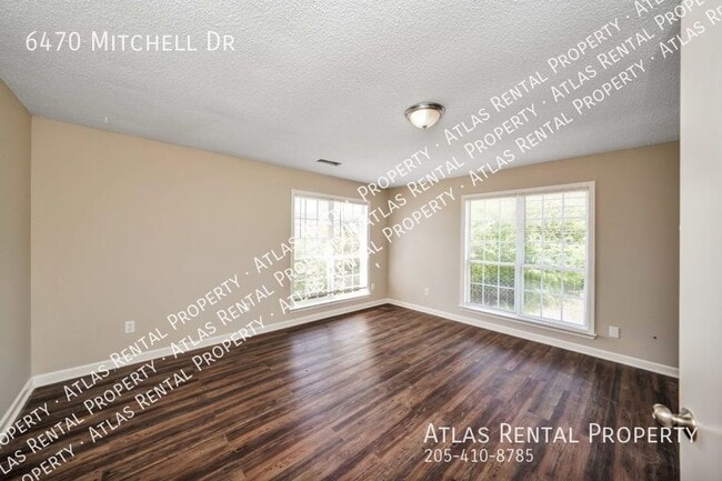 Building Photo - 6470 Mitchell Dr