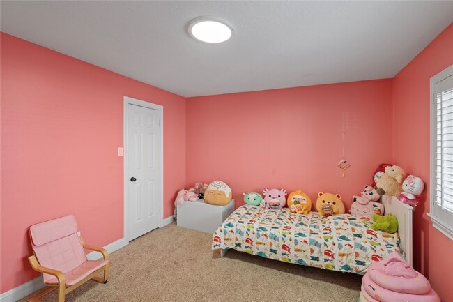 Building Photo - 14215 Scarborough Fair St