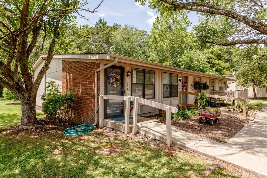 Cottages at Bear Branch 1225 E Northfield Blvd Murfreesboro TN 37130