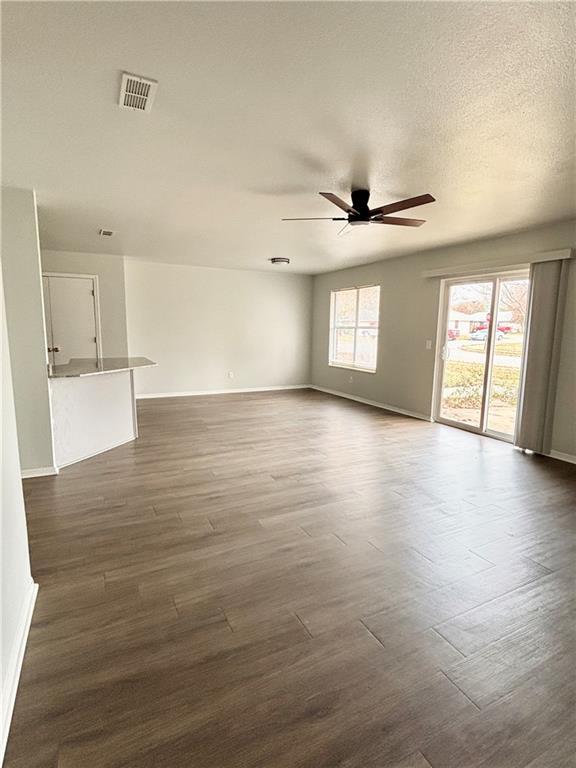 Building Photo - 2839 Adrian Ave