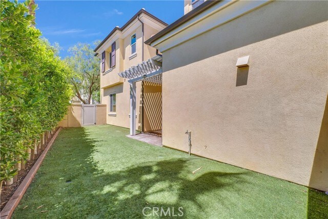 Building Photo - 137 Primrose Dr