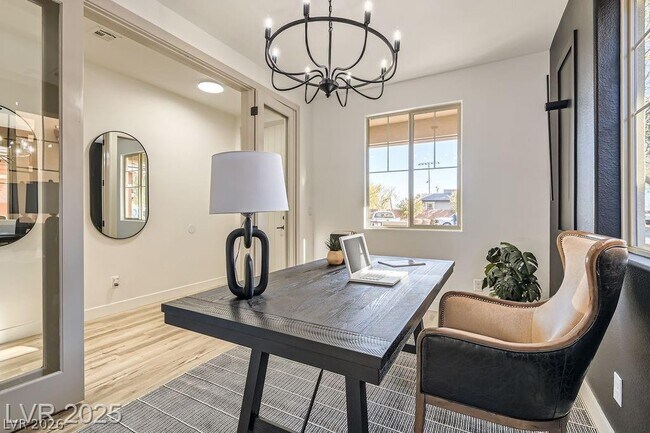 Building Photo - 5873 Skyfall Ct