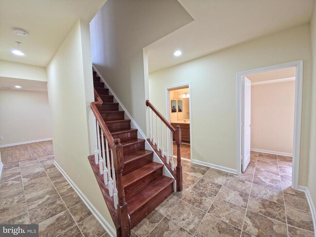 Building Photo - 7108 Sudley Ave