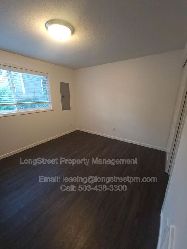Building Photo - 4516 SE 65th Ave