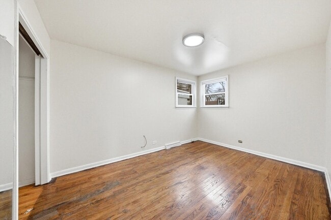 Building Photo - 4605 S Laramie Ave