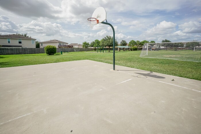 Building Photo - 7830 Ashland Springs Ln