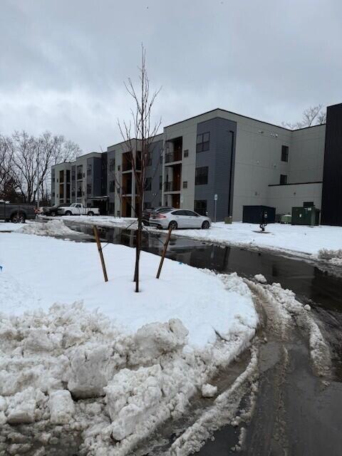 Building Photo - 2645 Burton Rd