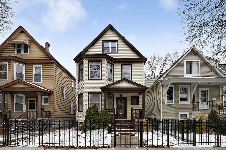 Building Photo - 4528 N Drake Ave