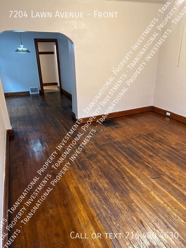 Building Photo - Beautiful 1 Bedroom Cleveland West Side