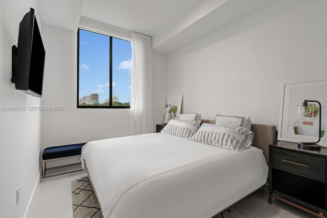 Building Photo - 1030 15th St