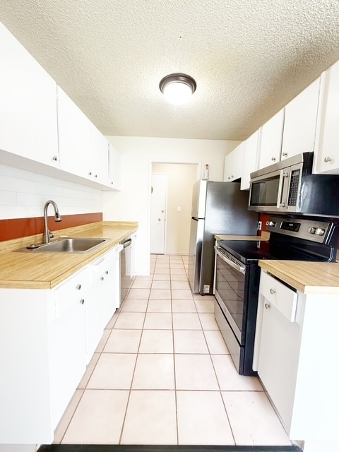 Building Photo - 924 Shorewood Dr