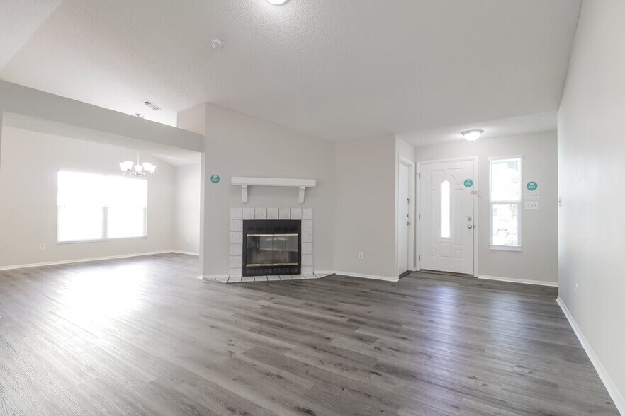 Building Photo - 1029 Beckstrom Dr