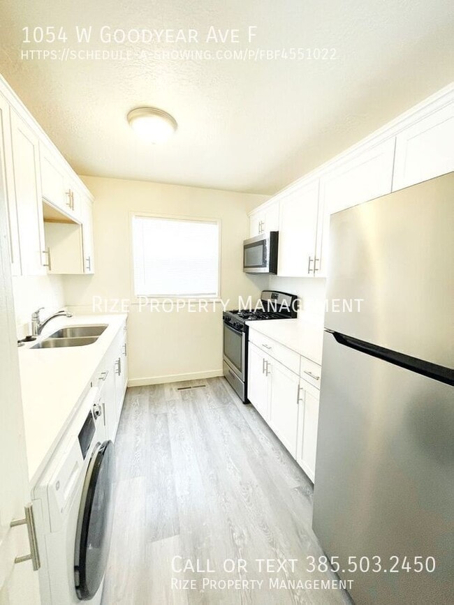 Building Photo - 1054 W 1520 N