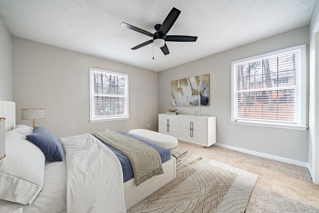 Building Photo - Mountain Place Apartments