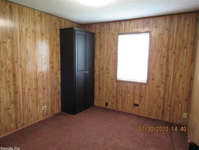 Building Photo - 1313 McNutt Rd
