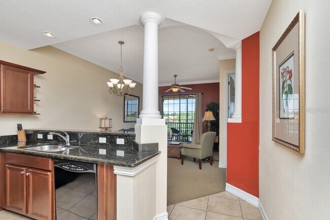 Building Photo - 13941 Clubhouse Dr