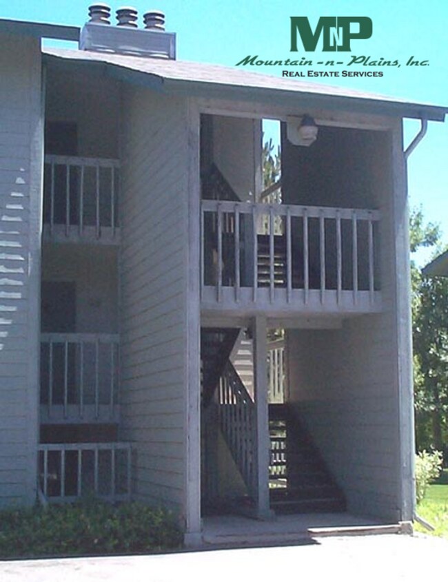 Primary Photo - 925 Columbia Rd
