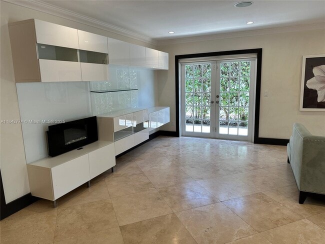 Building Photo - 9341 Dickens Ave