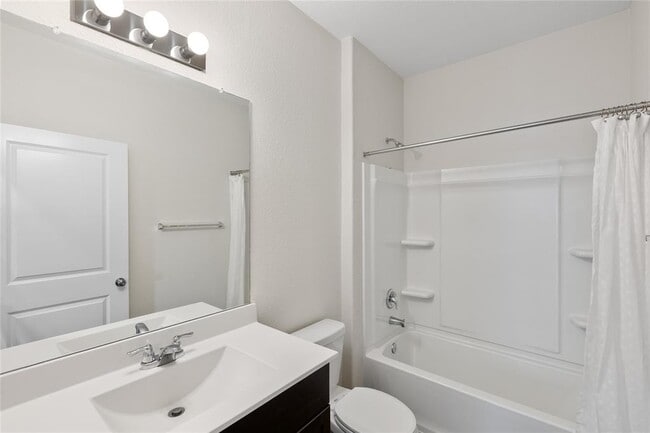 Building Photo - 7101 Spirit Hill Rd