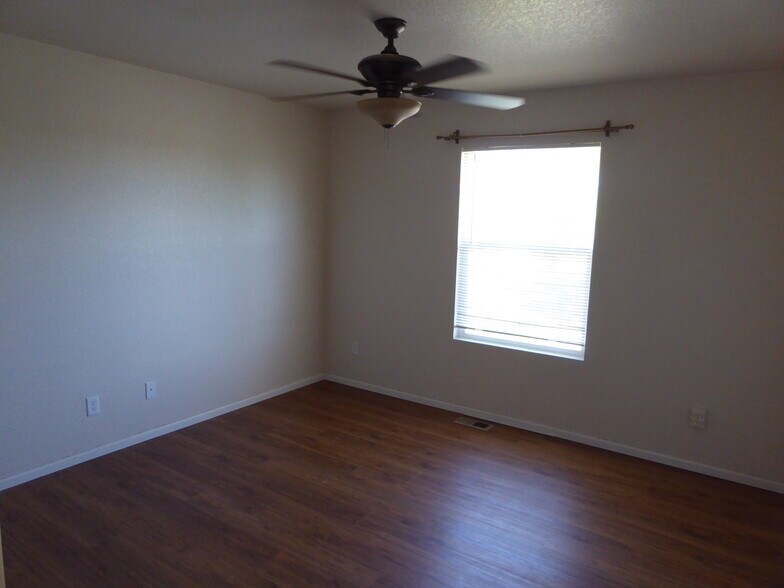 Building Photo - 2227 Brightwater Dr