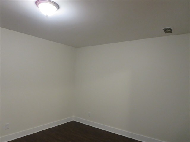 Building Photo - 1080 Adams Haven Bend