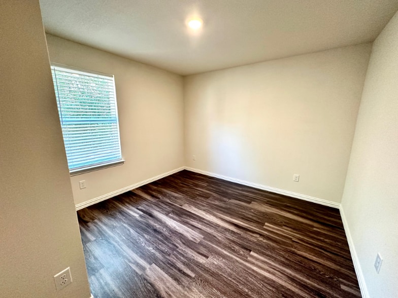 Building Photo - 1216 Tennessee Ave