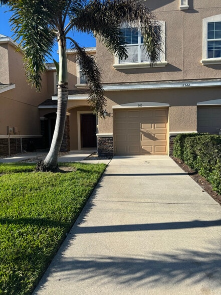 Primary Photo - 11522 84th street Cir E