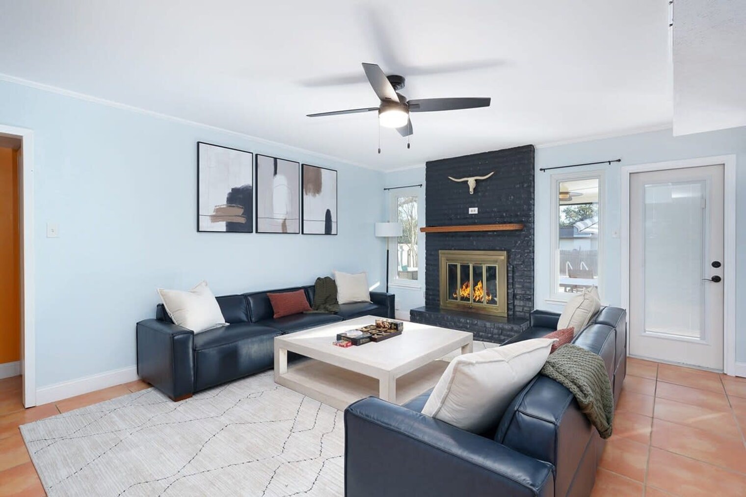 Building Photo - 10807 Mount Ida Dr