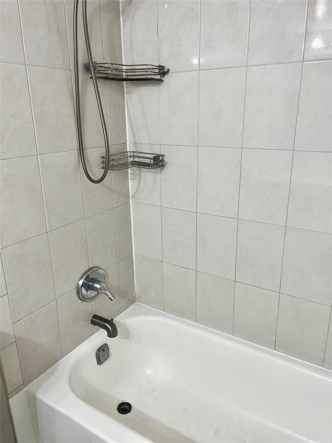 Building Photo - 4394 NW 9th Ave