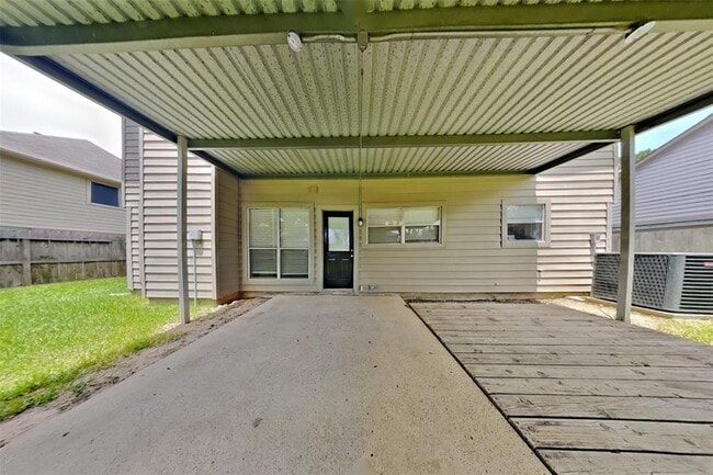 Building Photo - 2916 Tower Bridge Ct