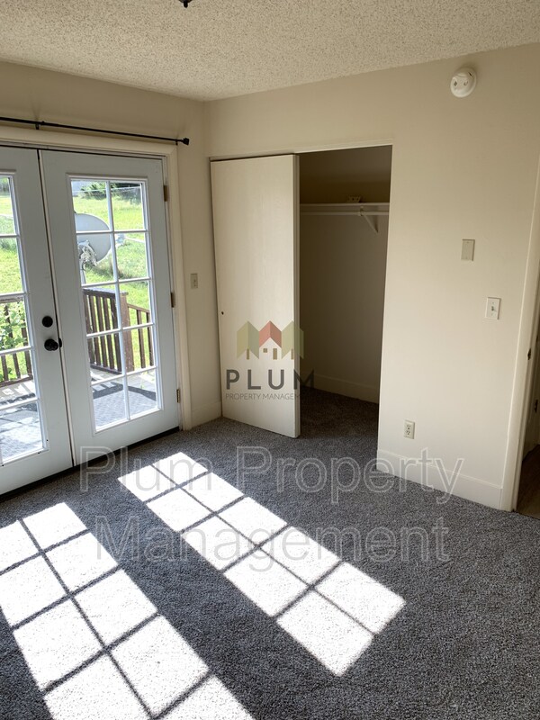 Building Photo - 5602 Bridger Ct