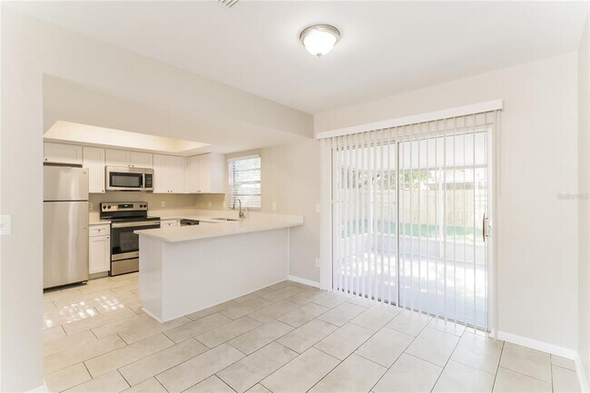 Building Photo - 9059 Dixiana Villa Cir