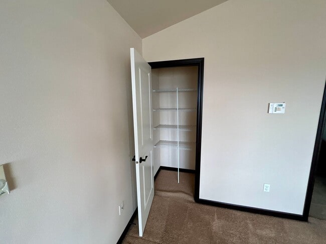 Building Photo - Gorgeous 4 bed 2.5 bath Marysville home