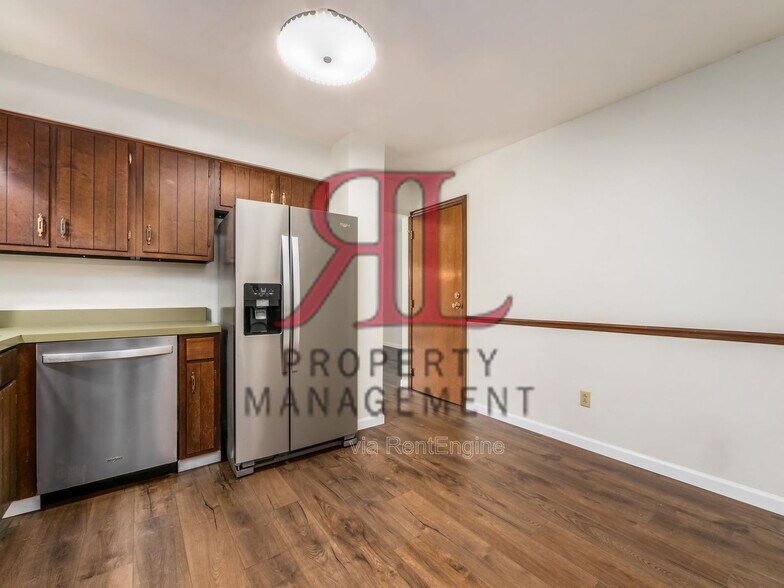 Building Photo - 1627 Keats Ct