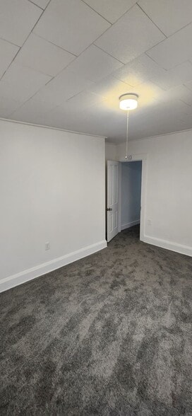 Building Photo - 197 Roosevelt St