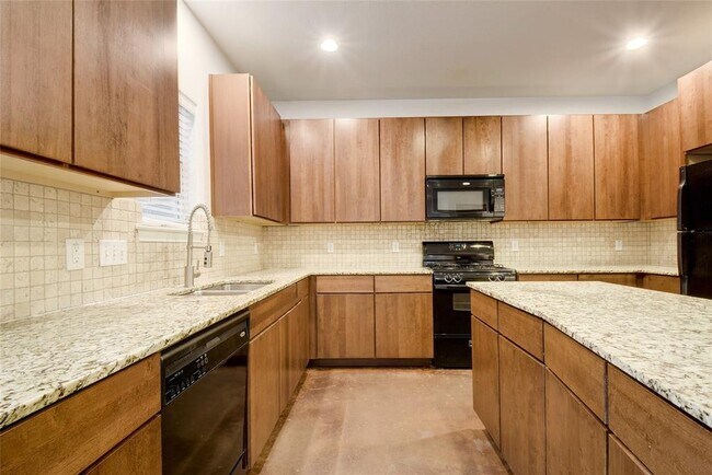 Building Photo - 2933 E Martin Luther King Jr Blvd